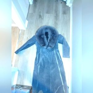 Vintage suede coat w/fur collar